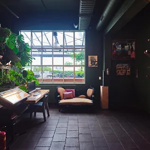  Отель Piet Hein Eek