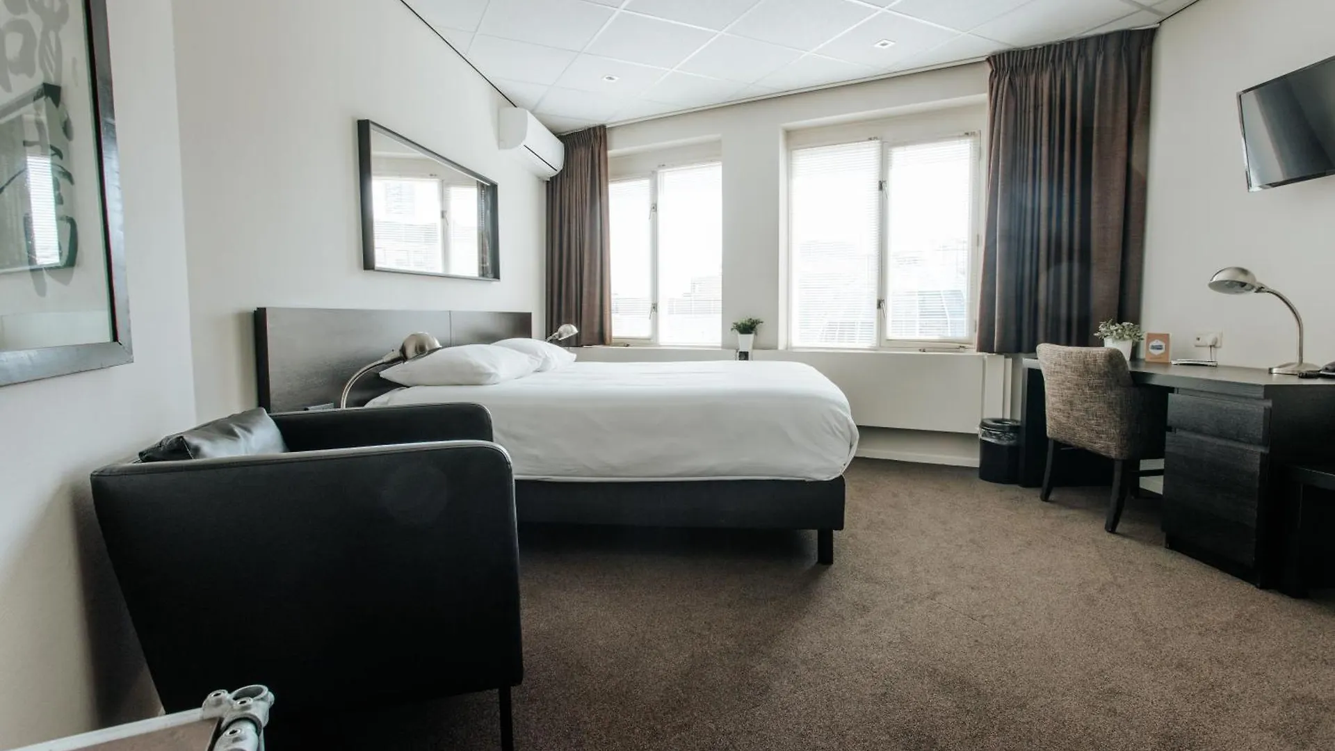 איינדהובן Queen Hotel